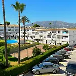 Urb Colina Park Con Piscina
