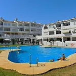 Urb Colina Park Con Piscina